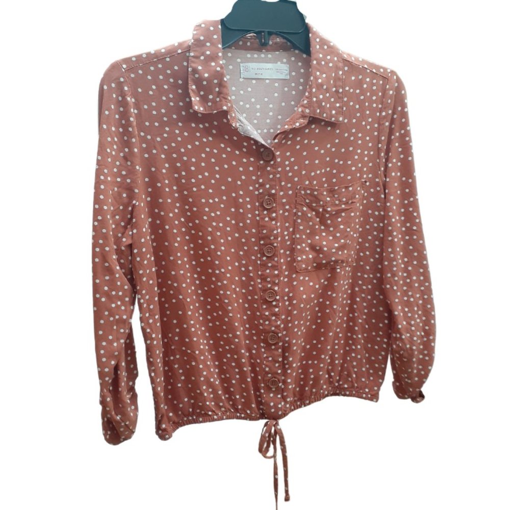 No Boundaries Quarter Sleeve Pokadot Blouse